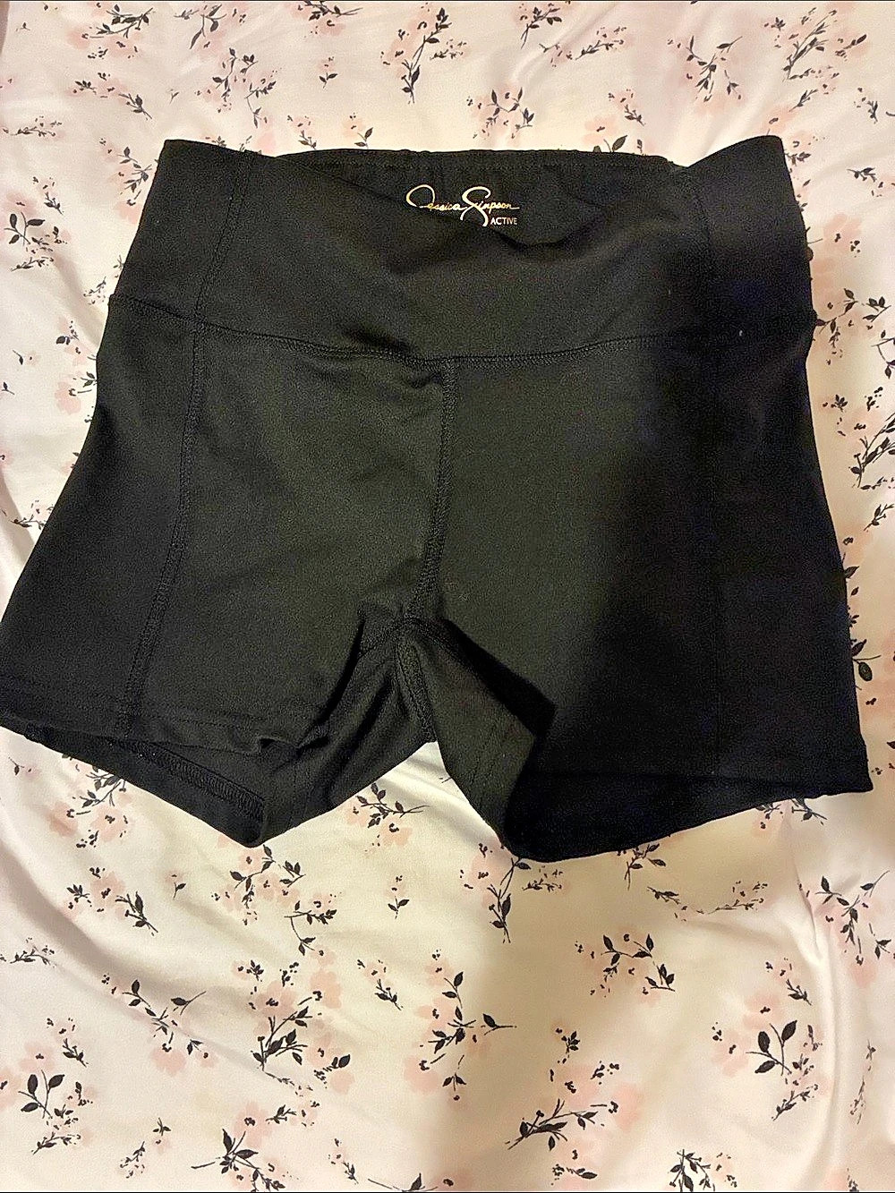 Jessica Simpson Active shorts